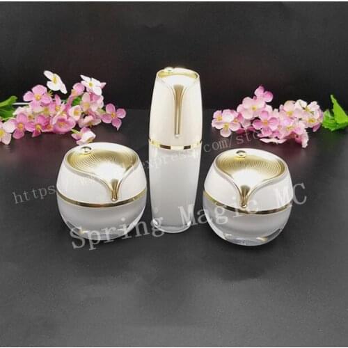 30ml Pearl White Leaf Shape Acrylic Emulsion Bottles,Cosmetic Container Gold Press pump Bottle,plastic Lotion bottles