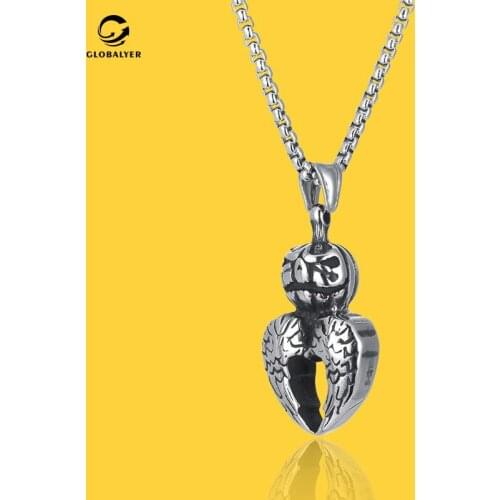 European and American gothic punk ghost festival 3D pumpkin head love titanium steel necklace Friends give each other gifts 513