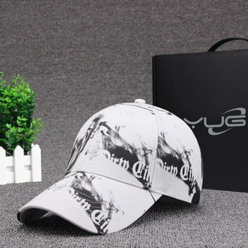 Male and female couples travel cap youth wild visor Spring and summer new cloud smoke cotton baseball cap