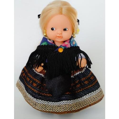 Dress and accessories Alpujarreña Alpujarra pomegranate for doll Barriguitass famous, doll not included. Manufactured in Spain