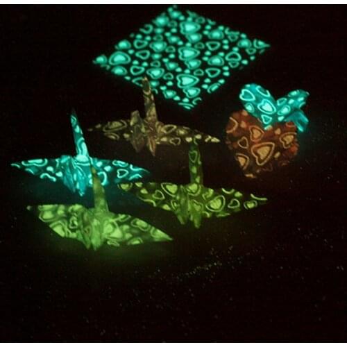 9*9cm 100pcs/lot Glow In Dark Origami Paper Folding Luminous Paper Heart DIY Gift Decor Card Craft Lover Wedding