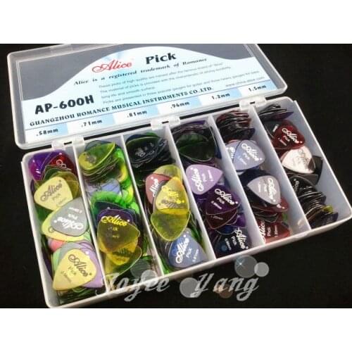 Lots of 600pcs Clear Transparent Acoustic/Electric Guitar Picks Plectrums With Original Box Free Shipping Wholesales