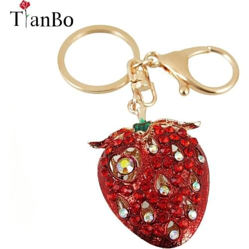2018 New Cute Strawberry Key Rings Shining Crystal Rhinestone Zinc Alloy Car Keychain Purse Charm Jewelry Accessory For Childrer
