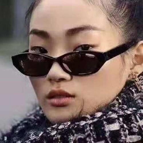 2019 New Trendy Metal Hinge Cheap Brand Cat Eye Sunglasses Women Vintage Cateye Oval Glasses for Men Small Frame Black Red Lens