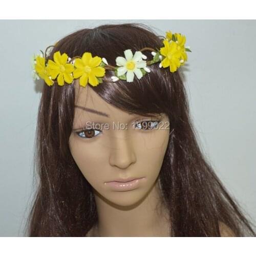 Hademade Lady Flower Crown Yellow Ivory Daisies Pipberries Asymmetrical Boho Floral Hairwear Rustic Bachelorette Party Headpiece