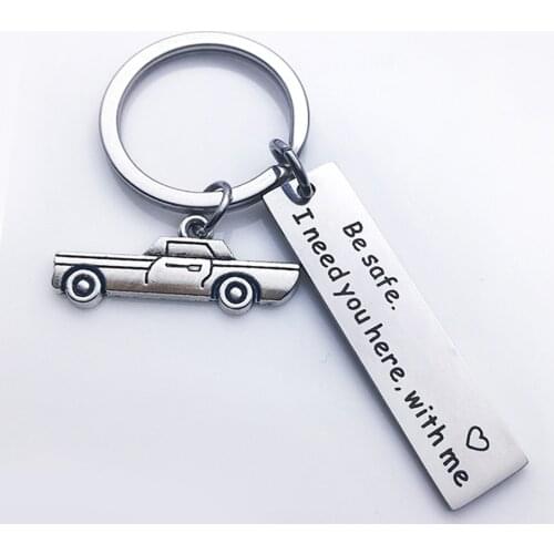 Fashion Keychain Engraved Drive Safe I Love You Keyring Gift for Couples Girlfriend Boyfriends Key Chain Rings Key Holder Gifts