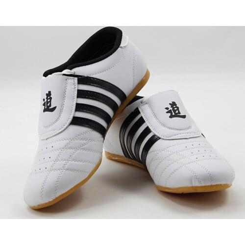 Taekwondo Shoes Breathable Wear-resistant kickboxing Professional Tae kwon do Martial Arts Sneaker Shoes From Kids to Adult