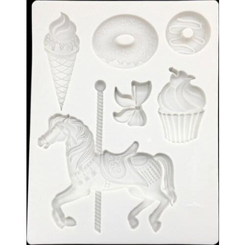 Wholesale 10 pcs Merry-go-round Ice-cream Silicone Mold Fondant Cake Decorating Tools Sugarcraft Cupcake Chocolate Baking Mold