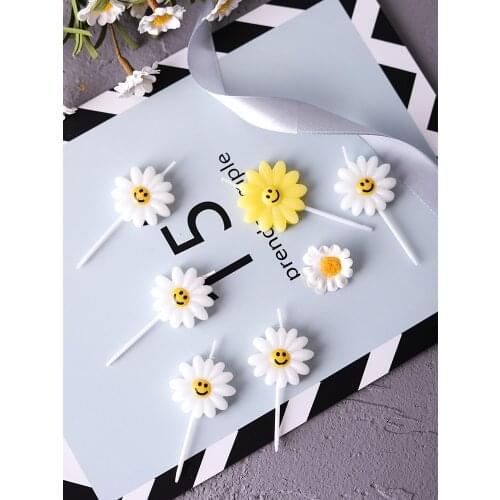 Birthday candle small daisy sunny flower baby one year old confession proposal romantic party cake