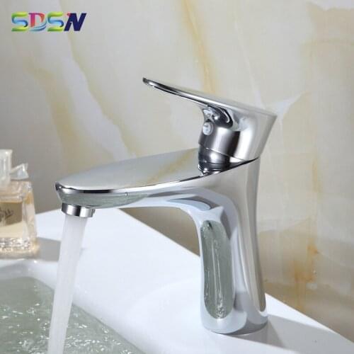 Chrome Basin Faucet SDSN Bathtub Water Faucet Hot Cold Bathroom Basin Mixer Tap Quality Brass Bathroom Faucet Mixer Taps