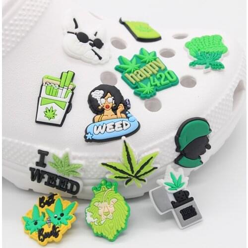Hot 1pcs Cute Weed Shoe Charms Funny DIY Leaf Garden Shoe Aceessories Fit Sandals Buckle PVC Unisex Adult party Gifts croc jibz