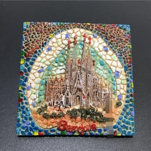 Spain Gaudi Saint Family Cathedral Barcelona Hot Selling Newest Tourism Commemorative Resin Fridge Magnet Whiteboard Sticker