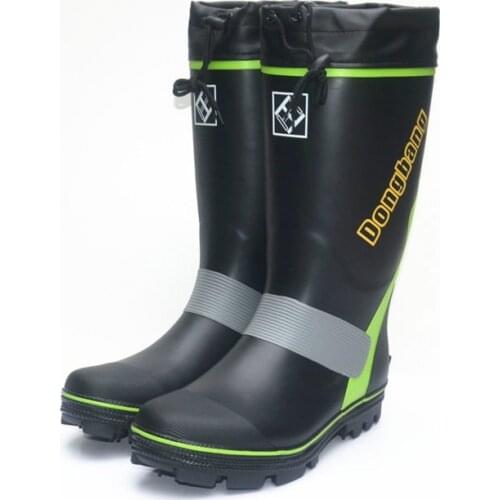 Mens Steel Nail-soled Rainboots Rubber Fishing Boots Anti-skid Gumboots Fashionable Snowshoes Rubber Shoes