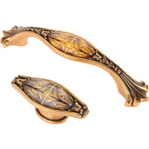 Vintage Door Handles knob for furniture Zinc Alloy Yellow Bronze cupboard drawer Kitchen Cabinet Wardrobe knob durable colorfast