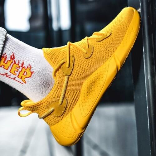 Yellow Lace-Up Sport Shoes Males Non Slip Sneakers Light Breathable Wear-resistant Running Shoes Outdoor Elastic Sports Shoes