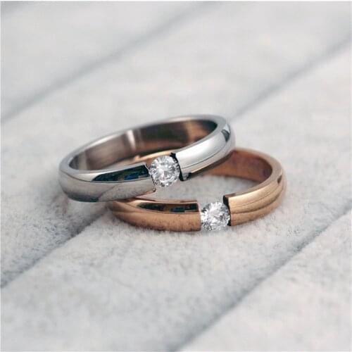 Golden Ring Unisex Jewelry Decorations Finger Accessories 4 MM Width Rings for Men Fashion Titanium Steel Ring with Rhinestone