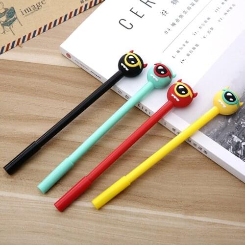 Korean new stationery creative cartoon monocular office signature pen students learn black neutral pen gifts Stationery office