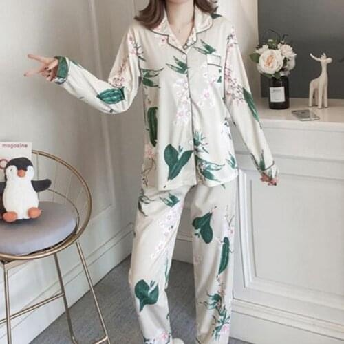 Party Pajamas 2020 Autumn New Womens Silk Long Sleeve Pajamas Set Loose Print Pajama Women Sleepwear Set Elastic Long Pants