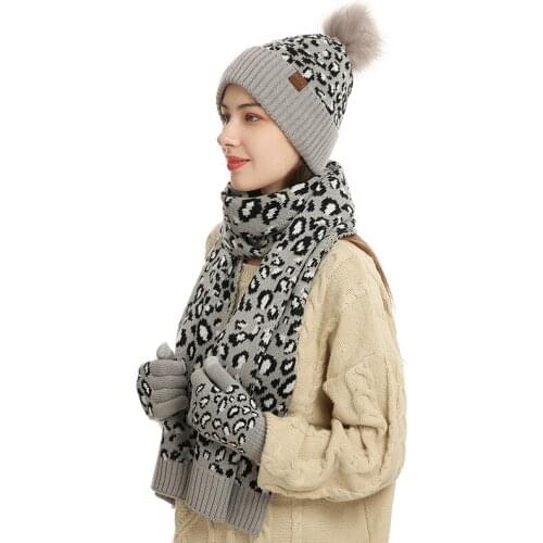 3PCS/Sets Women Leopard Knitted Hats Touch Screen Glove Scarf Winter Autumn Thermal Velvet Thicken Warm Beanie Skullies Caps