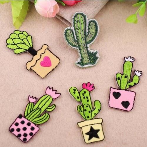 1pcs Mix Cactus Patch for Clothing Iron on Embroidered Sew Applique Cute Patch Fabric Badge Garment DIY Apparel Accessories 57
