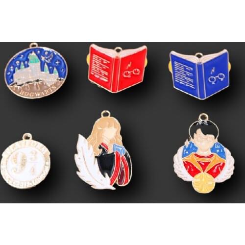 6pcs Mixed Enamel Magic Academy Badge Pendant Retro Necklace Earrings Metal Accessories DIY Charms Jewelry Crafts Making A2386
