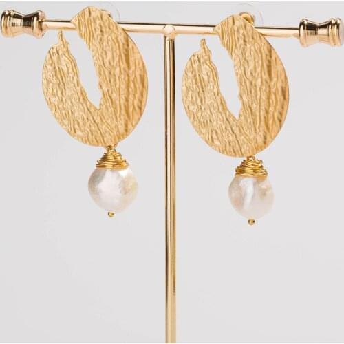Vintage Statement Metal Vintage Gold Pearl Earring For Women Bes Gift For Friend Jewelry Drop Shipping