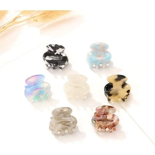 Korean Hair Clips for Women Hair Claw Simple Elegant Hollow Out Small Claw Clip Girls Hair Clips Hair Barrettes Hair Accessories