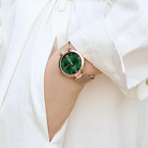 2021The New NAVIFORCE Luxury Brand Women Watch Green Quartz Lady Waterproof Wristwatch Rose Gold Strap Stainless Steel Watch