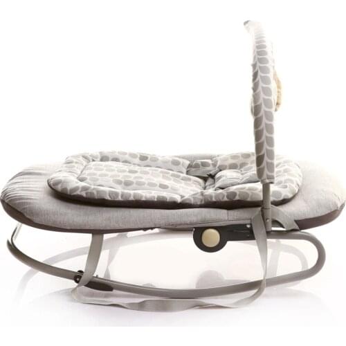 Lounge Quirky Main Lap