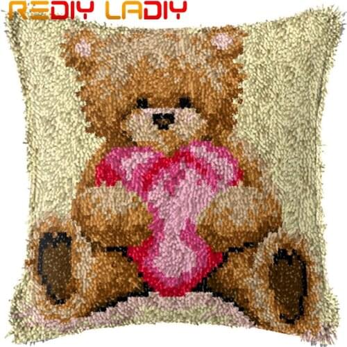 Latch Hook Cushion Bear with Love Pre-Printed Canvas Cushion Cover Acrylic Yarn Crochet Pillow Case Set Hobby & Craft Home Decor