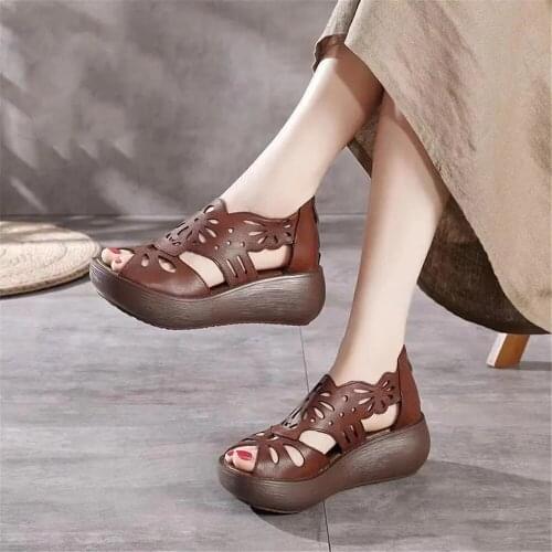 2021 New Fashion Hollow Soft Leather Beach Sandals Women Platform Wedges Summer Female Comfortable Casual Rome Shoes Beige Brown