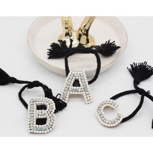 Pearl letter bracelet Fashion temperament hand-stitched pearl particles letter bracelet 548