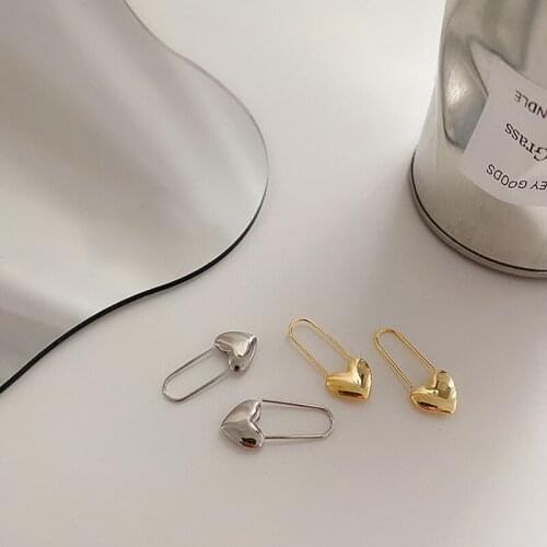 WTLTC Vintage Metal Small Heart Hoop Earrings for Women Minimal Tiny Charms Earrings Hoops Retro Lover Earrings Statement INS