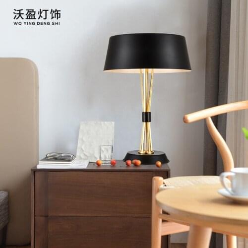 Postmodern minimalist decorative table lamp bedroom bedside living room table lamp hotel designer table lamp
