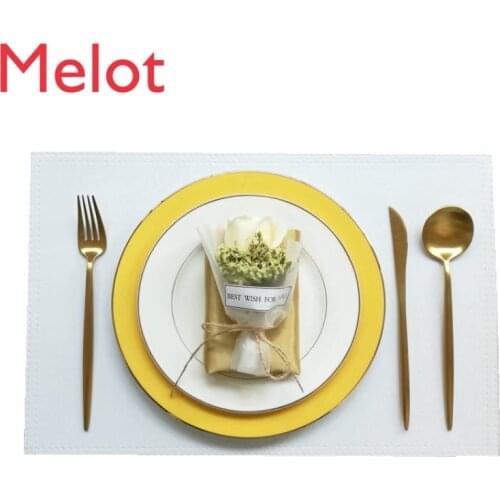 American Plate Post-Modern Hong Kong Style Yellow Dish Model Room Tableware Set Club Exhibition Hall Creative Table Setting