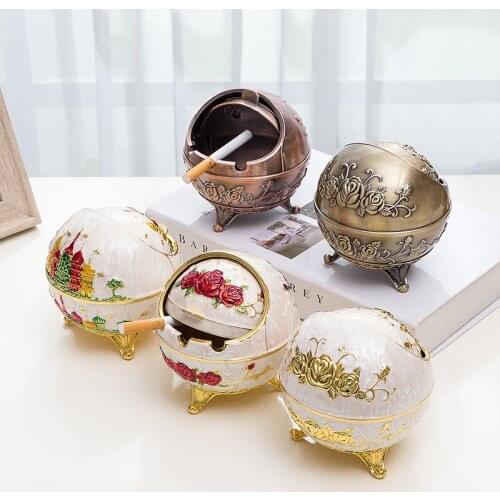 Retro European style round Ashtray with Cover Home Living room decoration Women Gadget March 8th Gift