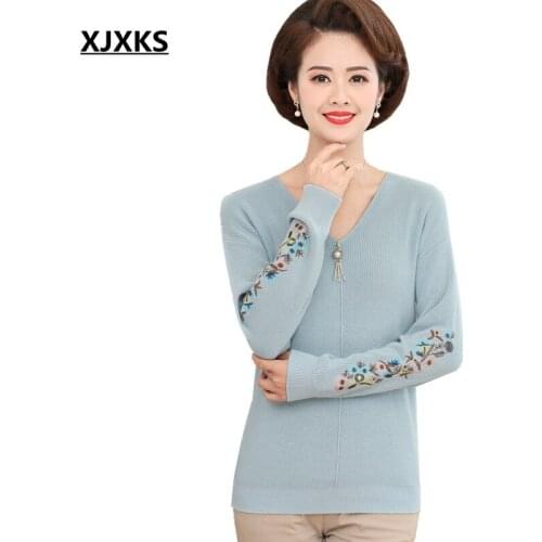 XJXKS Ladies Full Sleeve Women Knitting Sweater Solid V-Neck Pullover And Jumper Hot Sale Embroidery Loose Sweater