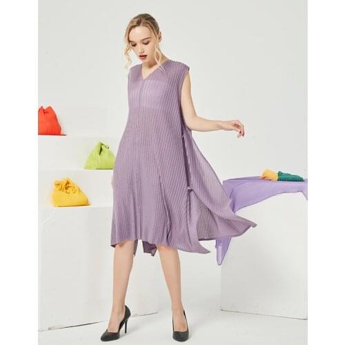 HOT SELLING Miyake Fashion fold dress sleeveless v-neck soild Hem slit irregular dress IN STOCK