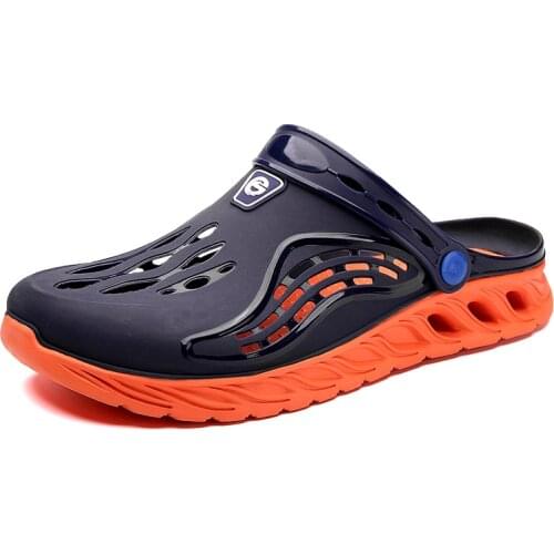 Large size Men Sandals Crocks Summer Hole Shoes Rubber Clogs Men EVA Garden Shoes Black Beach Flat Crocse Men Sandals Slippers