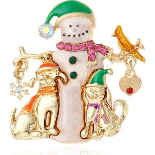 European and American popular selling clothing creative Christmas snowman brooch in the New Year