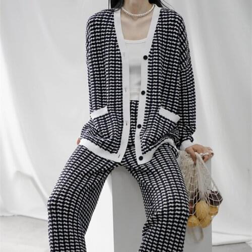 Vintage Knitted Womens Suit Patchwork V-neck Long Sleeve Cardigan + Wide Leg Pants Two Piece Set Women Runway Design Outfit