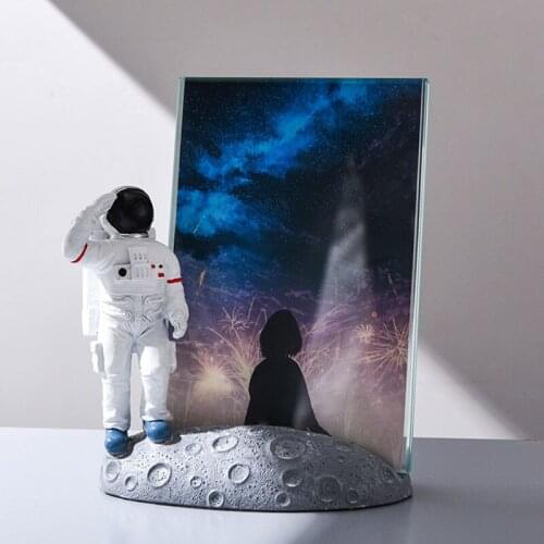Nordic Starry Photo List For Home Decoration Ornaments Astronaut Photo Lists Spaceship Miniature Model Embassies Gifts