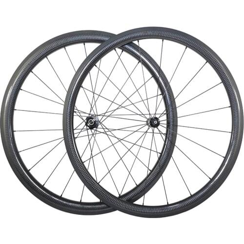 1 rim 700C 50mm clincher, 2 rims 29er MTB XC tubeless 30mm x 30mm, and 2 rims 700C 42mm asymmetric clincher tubeless