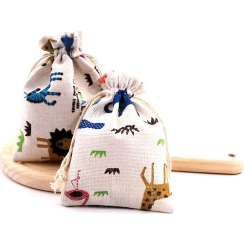 2020 Hot sale 10pcs/lot 10x14cm Cute Animal Cotton Bags Jewelry Packaging Display Sack Candy Gift Toys Storage Beautiful