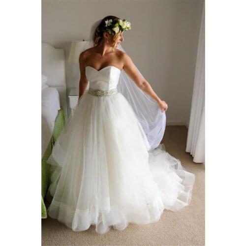 2021 Satin Beaded Strapless Wedding Dresses for Bride Ball Gown Tulle Wedding Bridal Gowns vestido de noiva