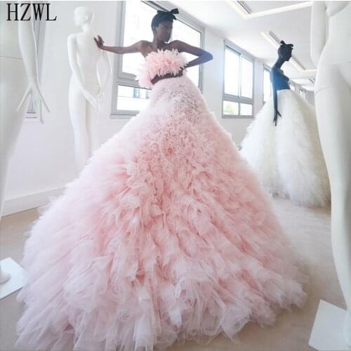 Light Pink Tulle Ball Gown Prom Dresses 2020 вечерние платья Strapless Ruffle Tiered Two Pieces Dress Floor Length Zipper Back