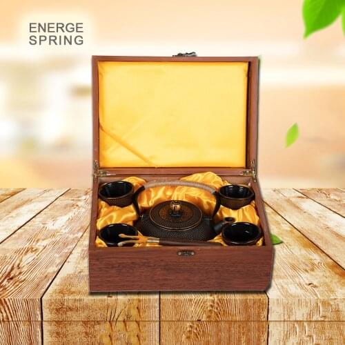 8-Piece Set Cast Iron Tea Pot Japanese Craft Teapot Iron Cup Set 0.9L Iron Boiling Water Pot Wooden Box Packaging Gift Tea Set