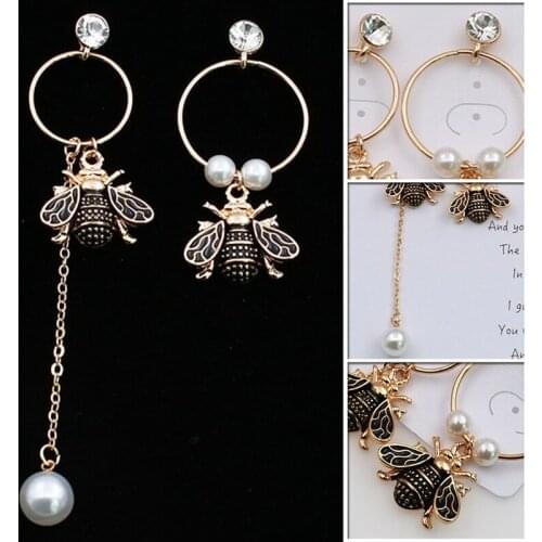 1Pair High Quality Hot Design Honey Zircon Asymmetric Bee Pearl Earrings Golden For Women Fashion Luxury Jewelry