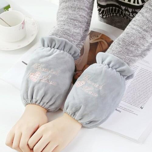 Autumn and winter simple small fresh short sleeves cute ladies home office antifouling fleece warm sleeves adult