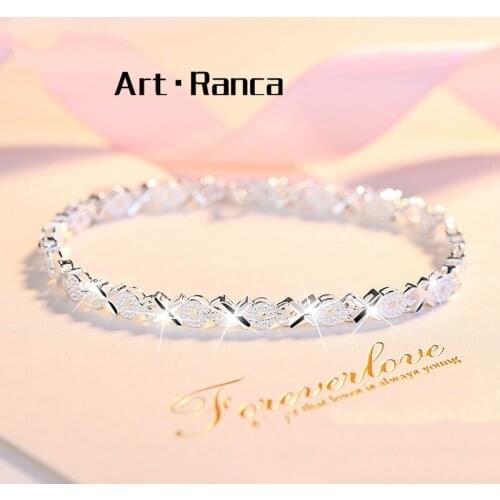 Simple fashion, luxurious silver-plated lady bracelet